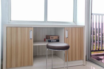 Cozy And Tidy Studio At The Enviro Apartment,,0 star