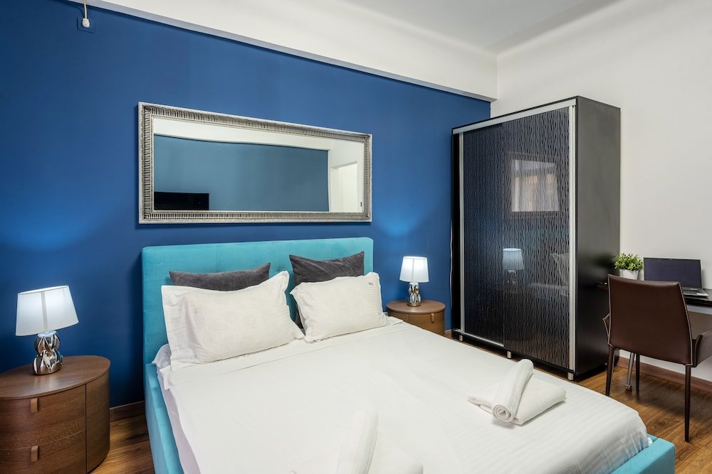 metropole apartments studio city