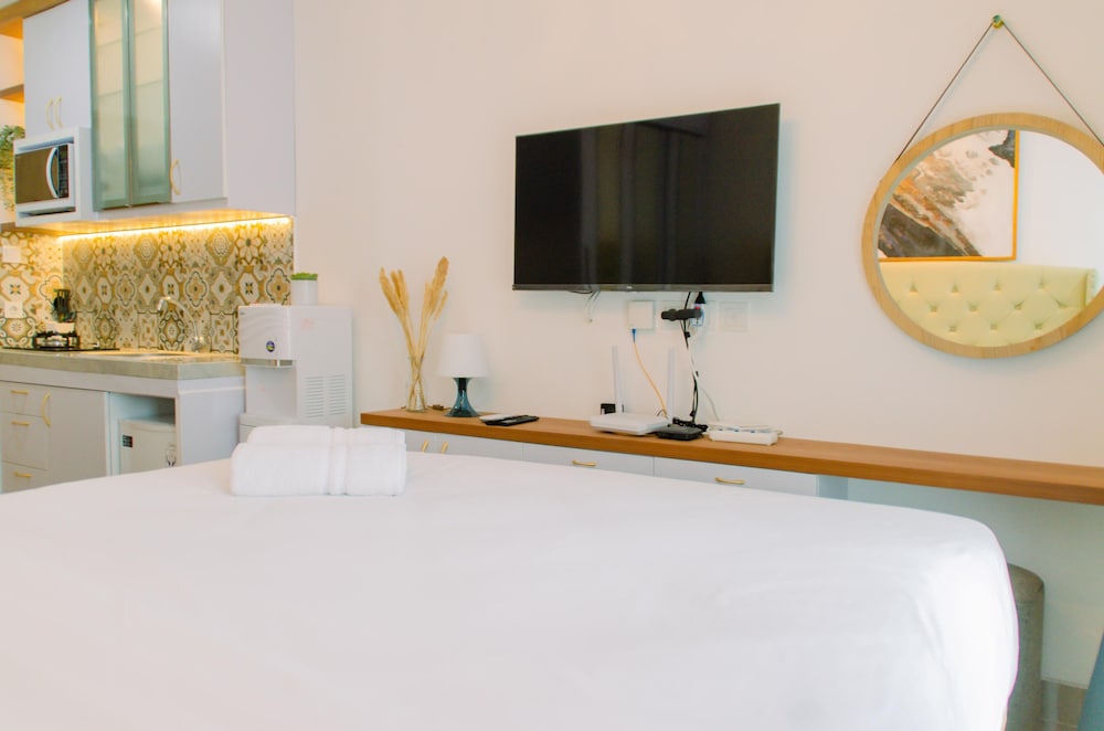 cozy stay studio apartment at b residence near aeon mall