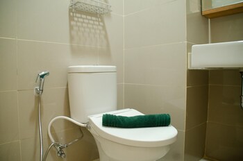 cozy stay studio apartment at b residence near aeon mall