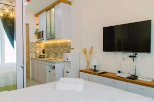 cozy stay studio apartment at b residence near aeon mall