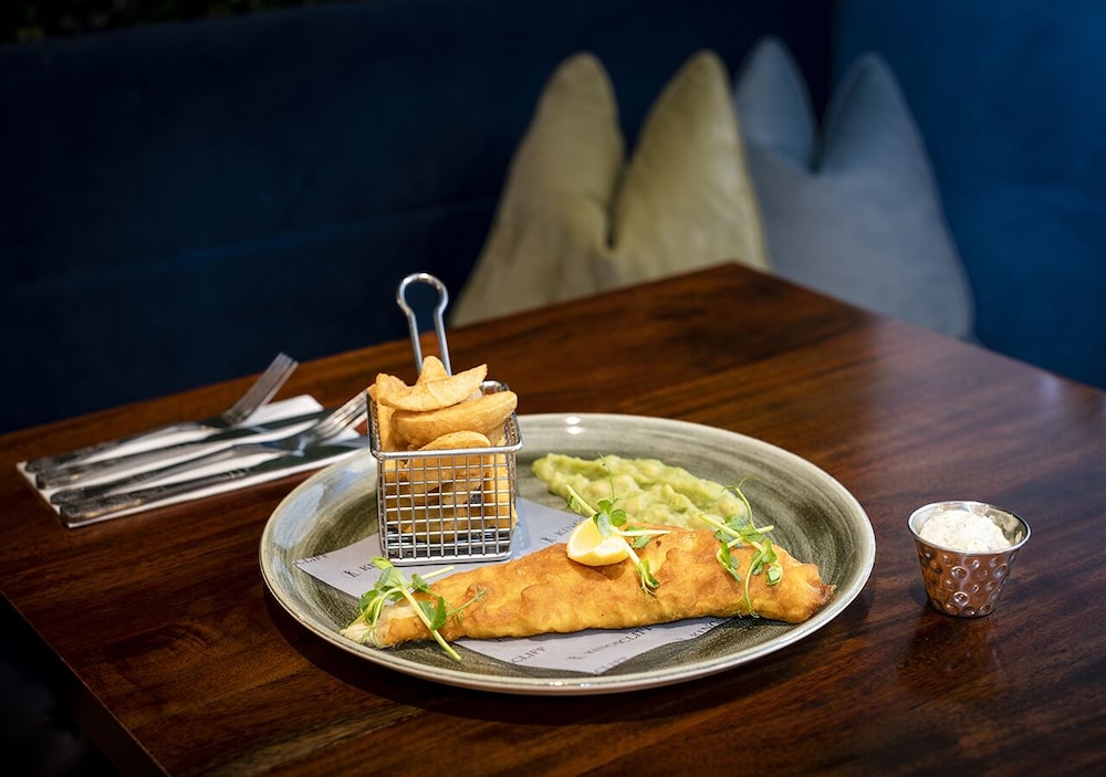 the kingscliff hotel