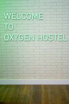 oxygen hostel