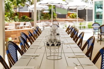 the waterloo bay hotel