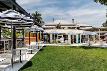 the waterloo bay hotel