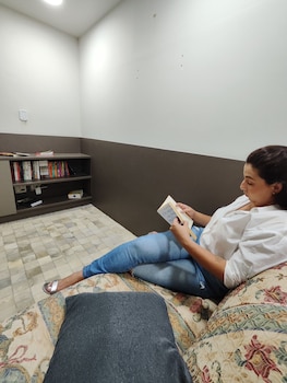 m e c office hostel