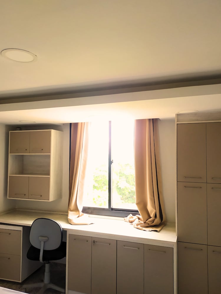 m e c office hostel