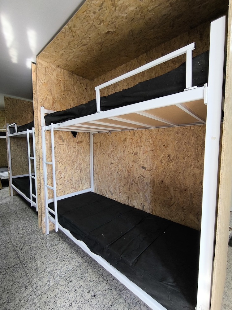 m e c office hostel