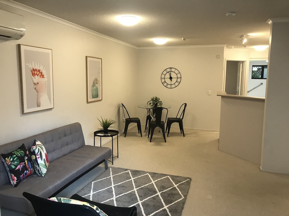 spring hill gardens apartments