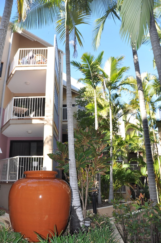 spring hill gardens apartments