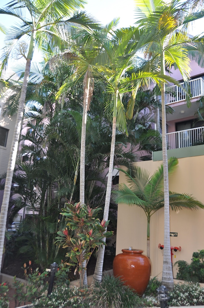 spring hill gardens apartments