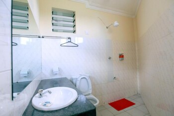 coastgate hotel miritini