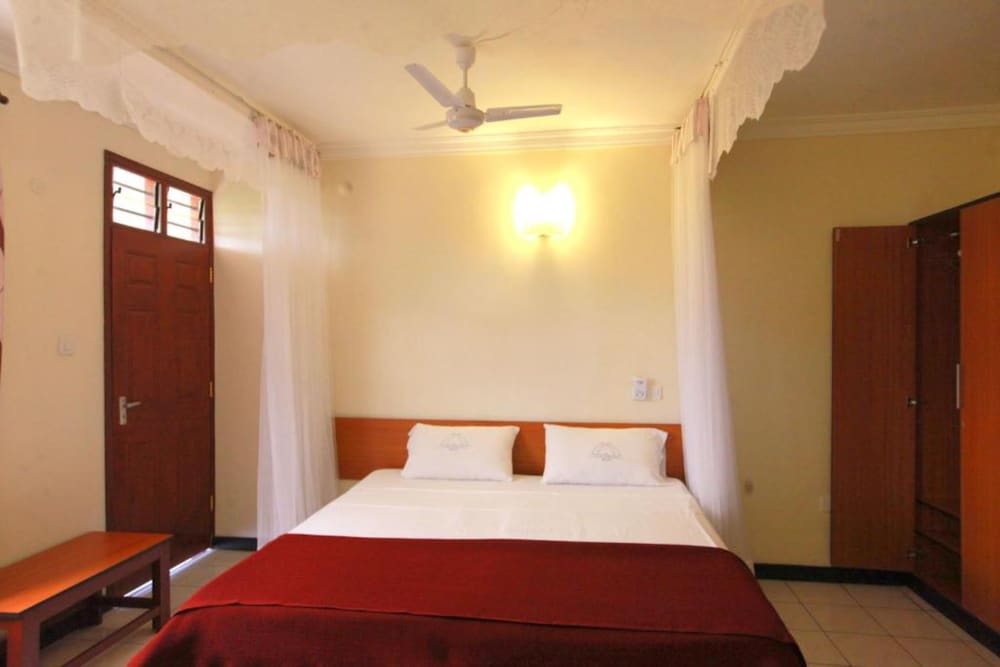 coastgate hotel miritini