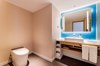 holiday inn express hohhot east station an ihg hotel
