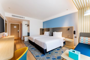 holiday inn express hohhot east station an ihg hotel