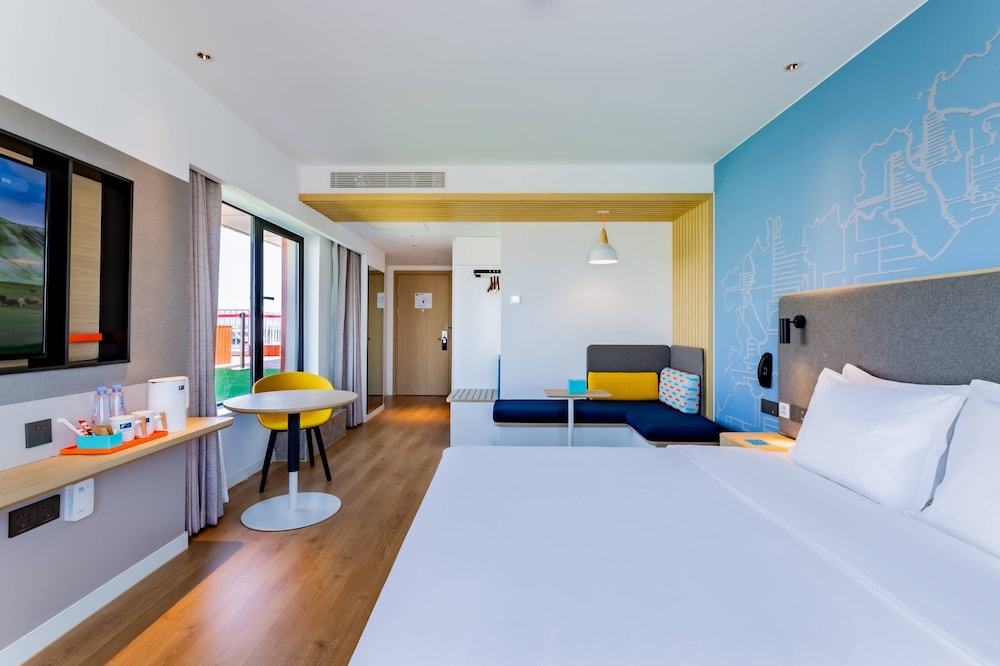 holiday inn express hohhot east station an ihg hotel
