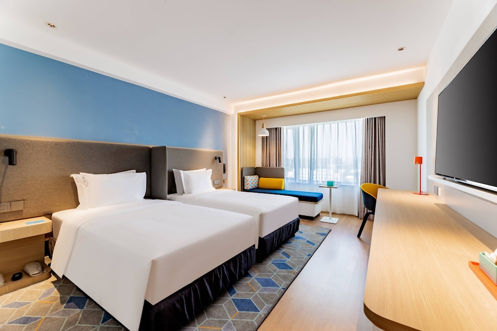 holiday inn express hohhot east station an ihg hotel