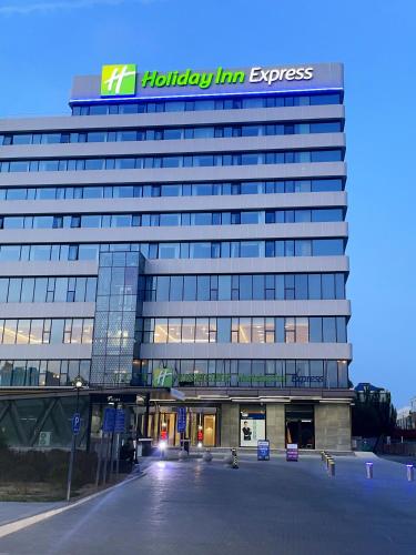 holiday inn express hohhot east station an ihg hotel