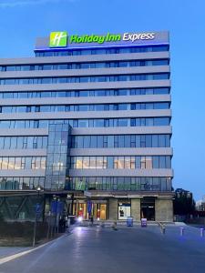 holiday inn express hohhot east station an ihg hotel