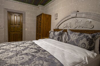 underground cave suites