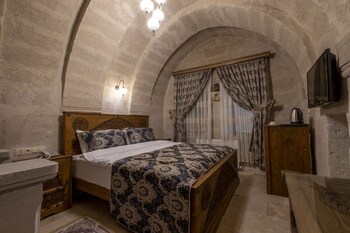 underground cave suites