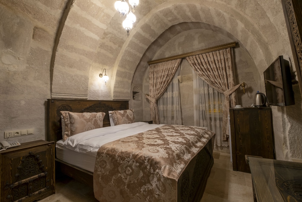 underground cave suites