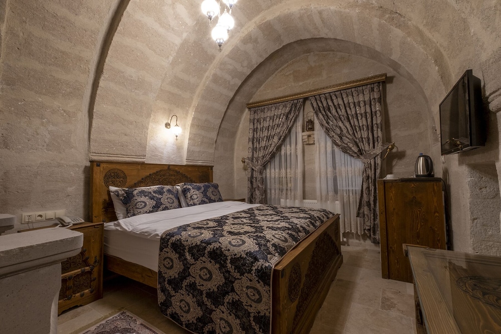 underground cave suites