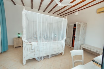 twiga beach and spa