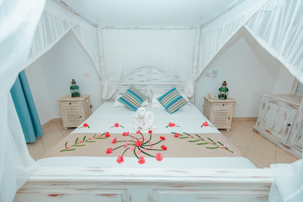 twiga beach and spa