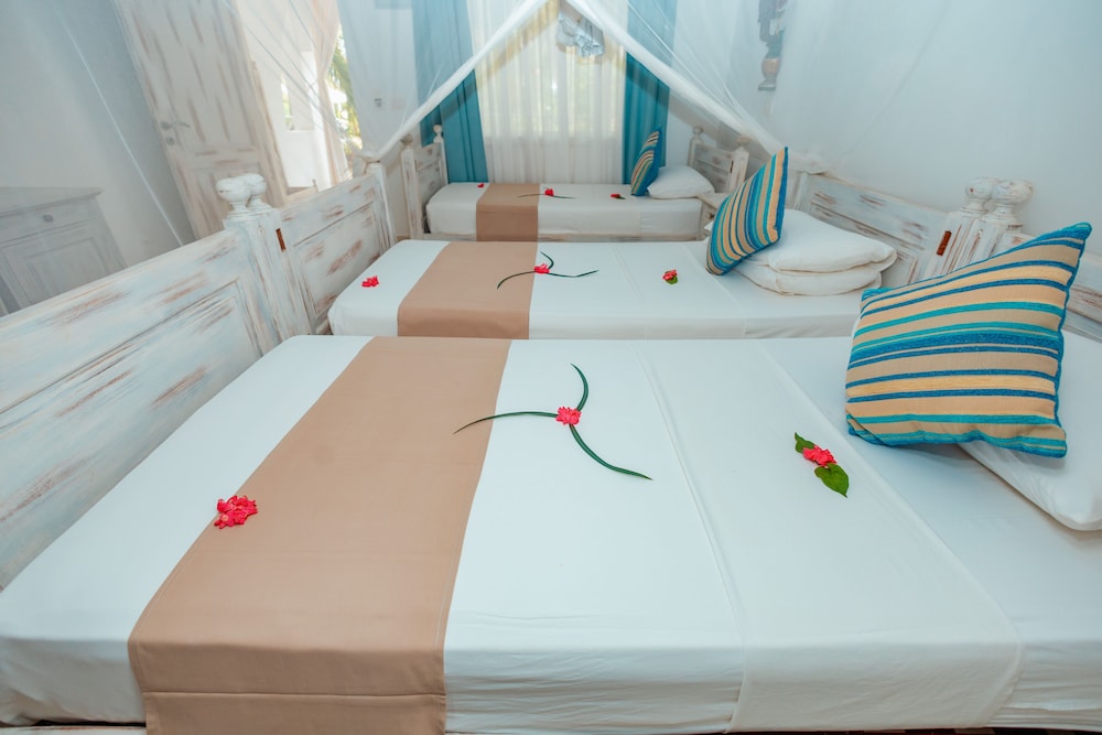 twiga beach and spa