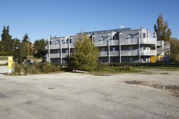 premiere classe martigues