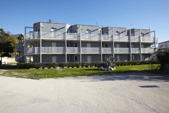 premiere classe martigues