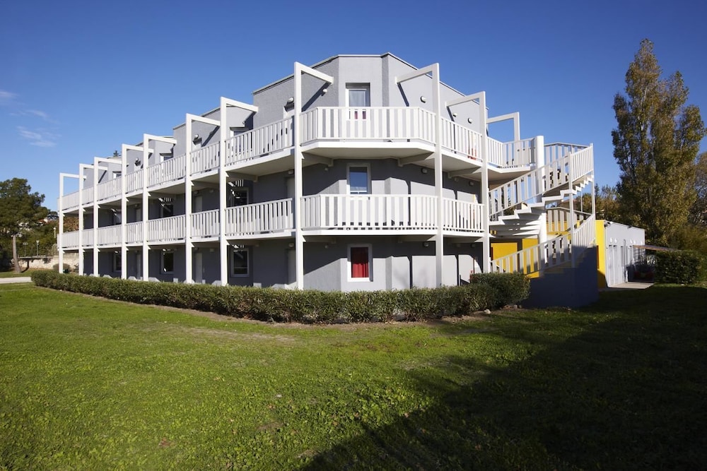 premiere classe martigues