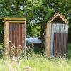 Wood Cabin & Giant Glamping Tents -Sleeps 8,,2 star
