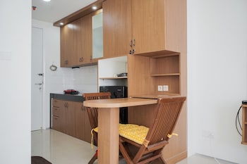 comfortable and minimalist studio at tuscany residences apartment
