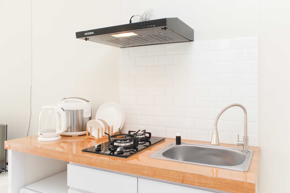 comfort and minimalist studio at springlake summarecon bekasi apartment