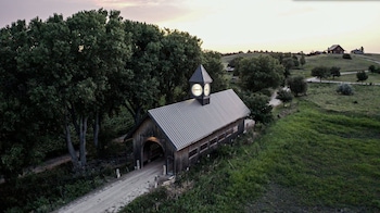 Snow Goose Lodge At Gamekeeper's Marsh