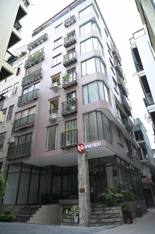 hb serviced apartment lac long quan