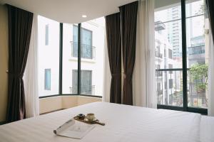 hb serviced apartment lac long quan