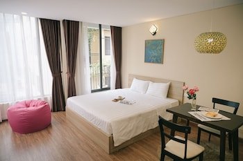 hb serviced apartment lac long quan