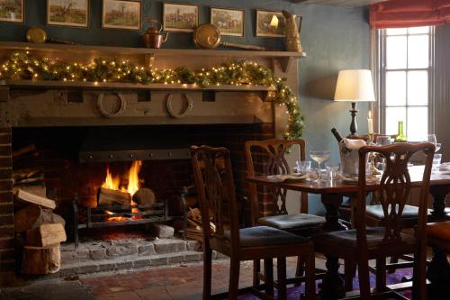 the bell and crown