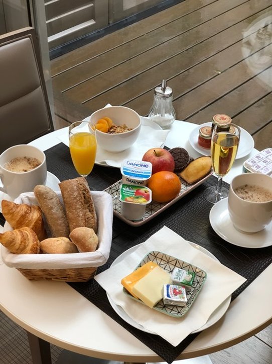 hotel longchamp elysees