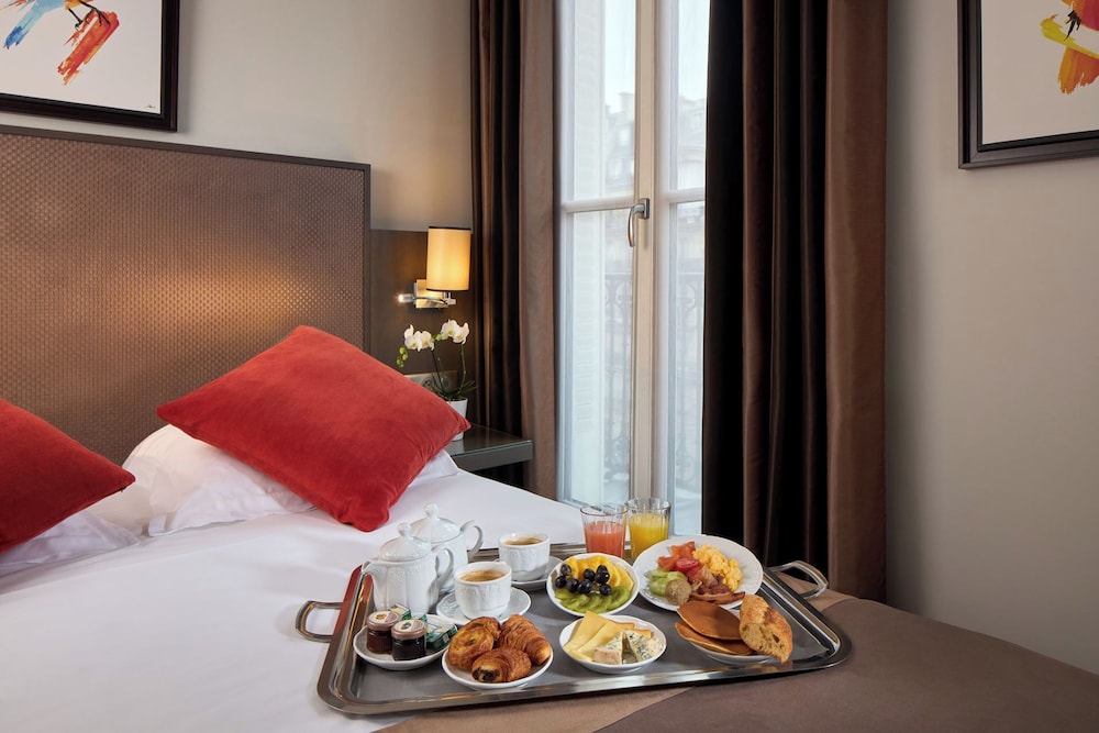 hotel la regence etoile