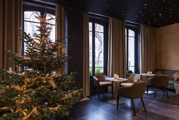 hotel la regence etoile