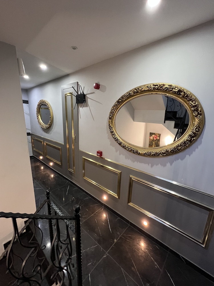 taksim larissa hotel