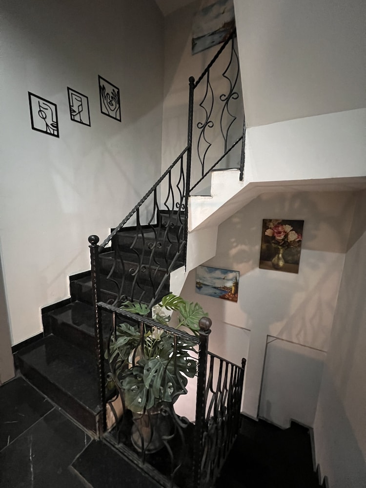 taksim larissa hotel