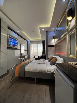 taksim larissa hotel
