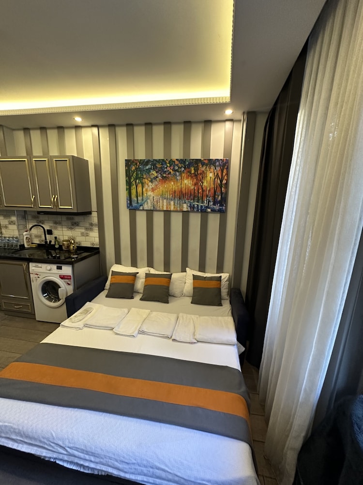 taksim larissa hotel
