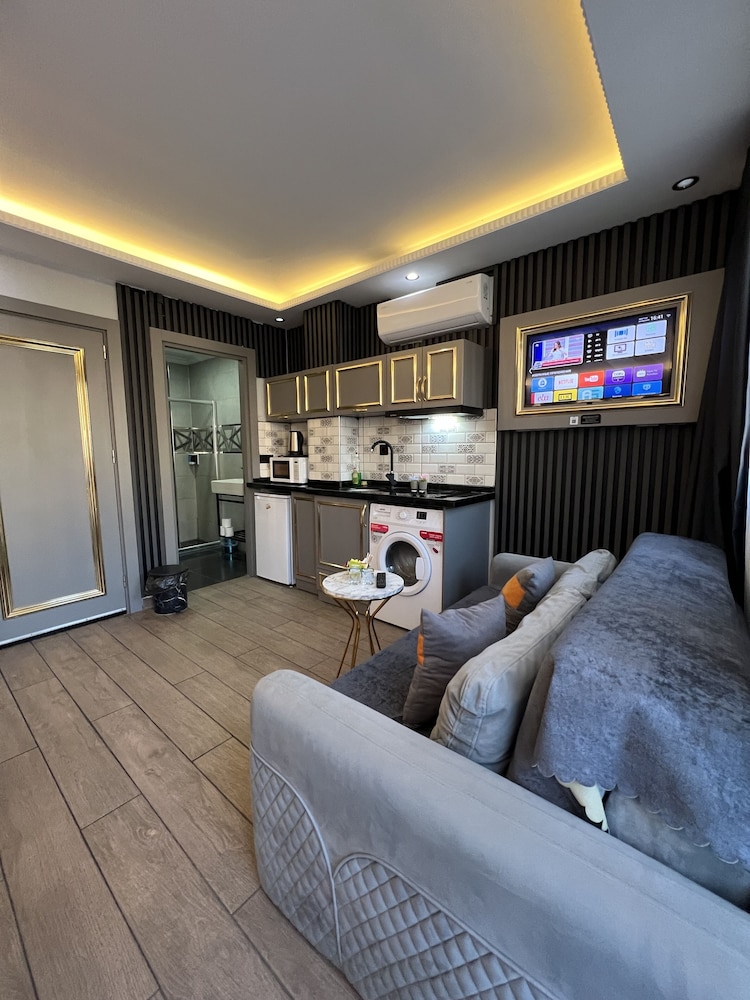 taksim larissa hotel