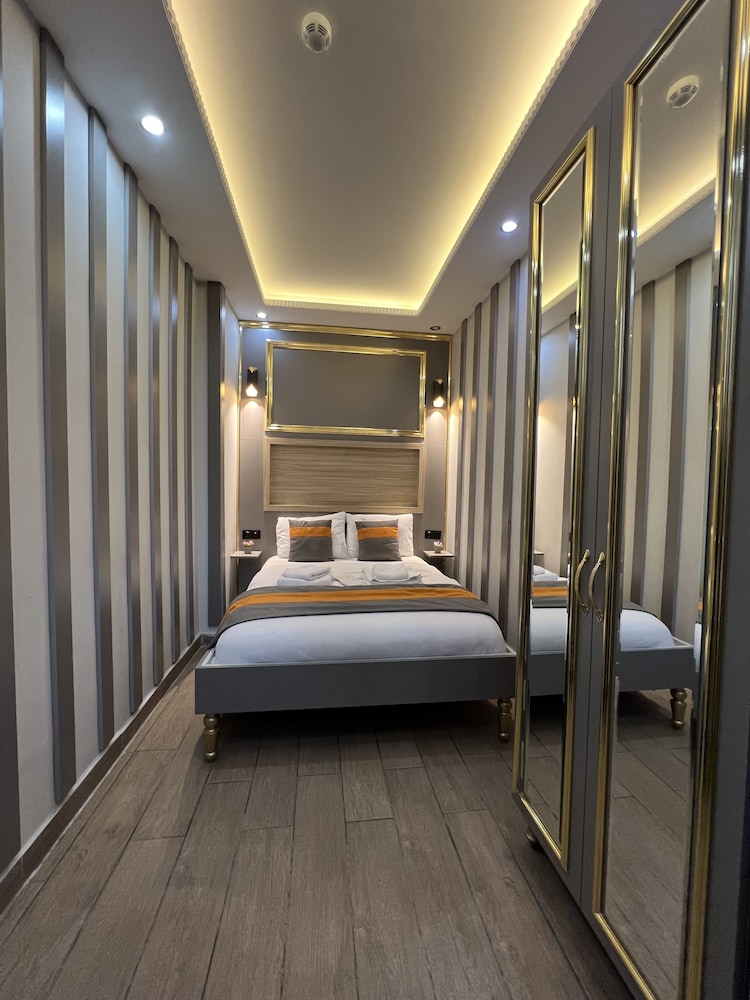 taksim larissa hotel
